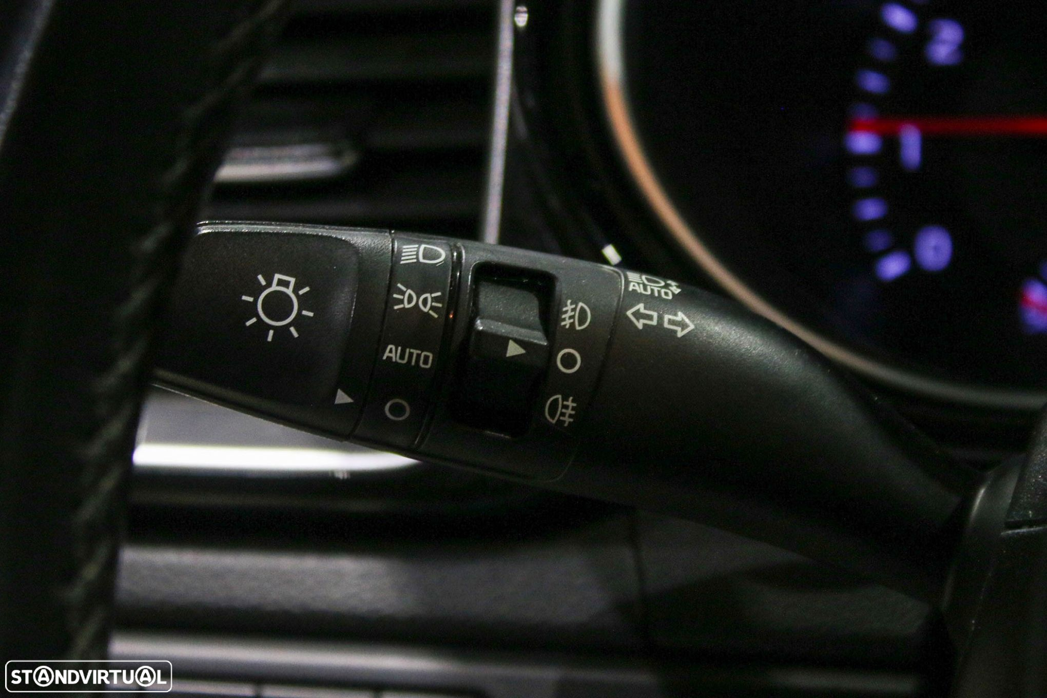 Kia XCeed 1.0 T-GDI Tech - 30
