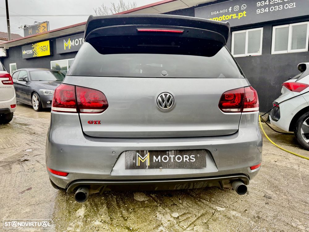 VW Golf 2.0 TSi GTI DSG - 33