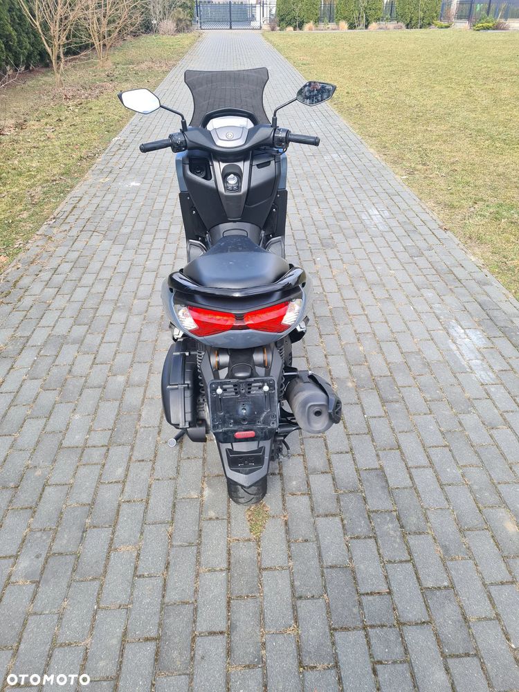 Yamaha NMAX - 6