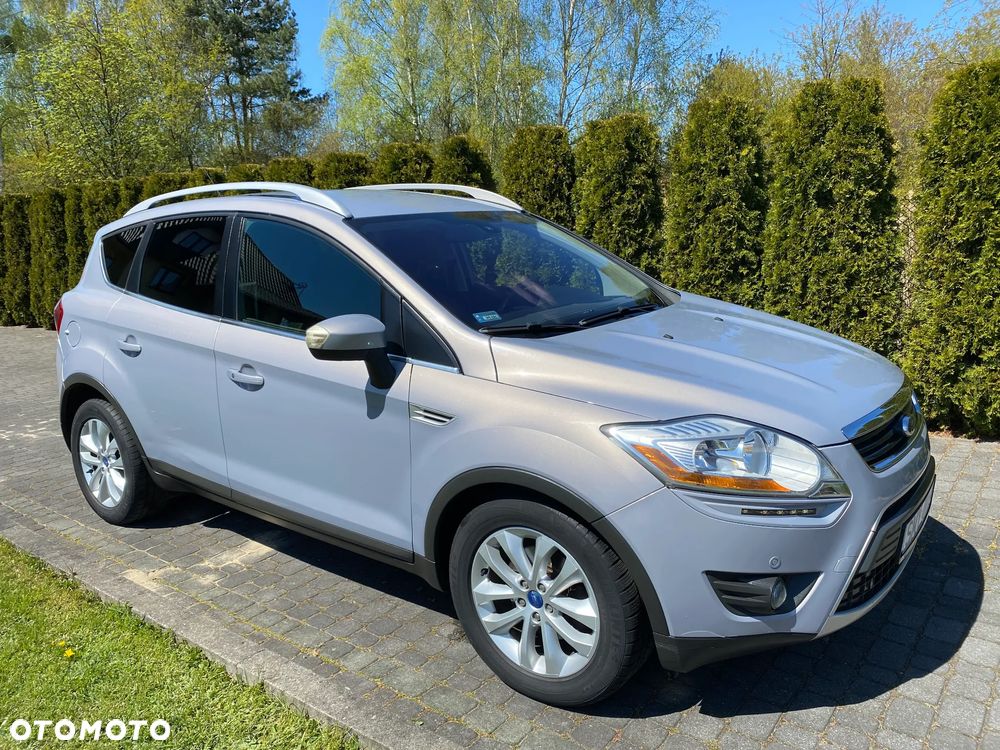 Ford Kuga 2.0 TDCi 2x4 Titanium - 6