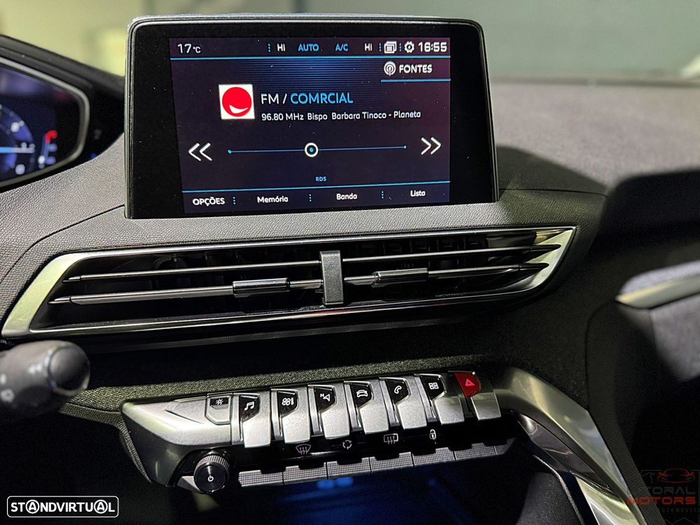 Peugeot 5008 1.2 PureTech Allure Pack EAT8 - 28