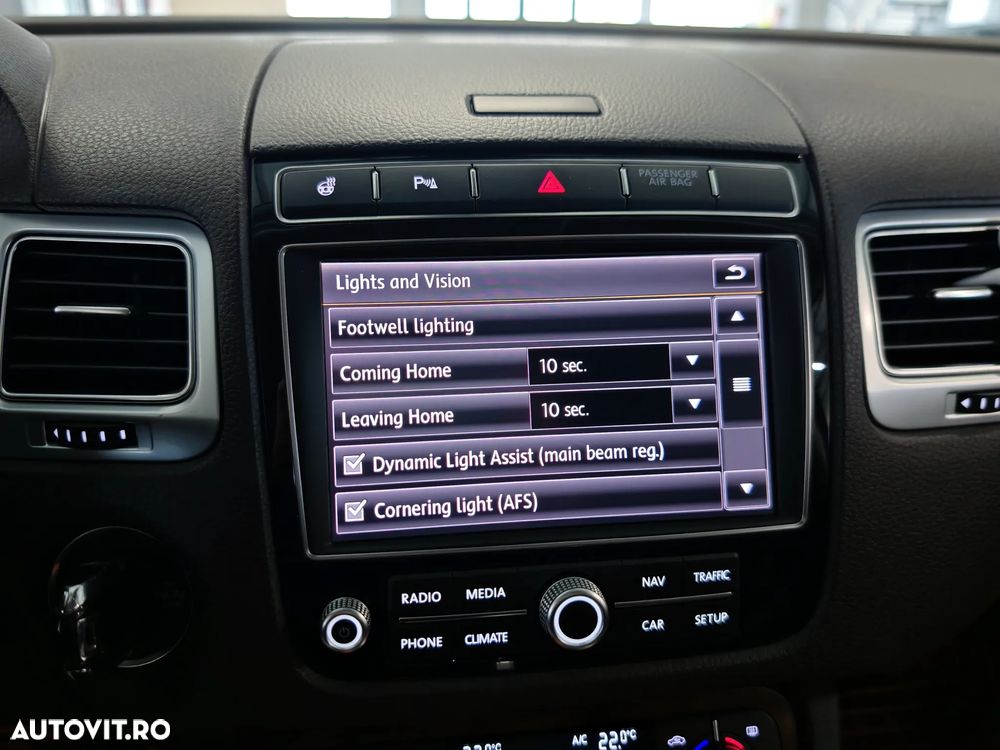 Volkswagen Touareg 3.0 V6 TDI SCR Blue Motion DPF Automatik Terrain Tech - 16