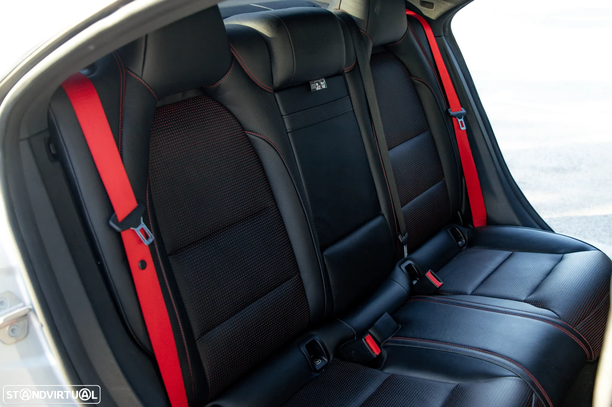 Mercedes-Benz CLA 45 AMG - 19