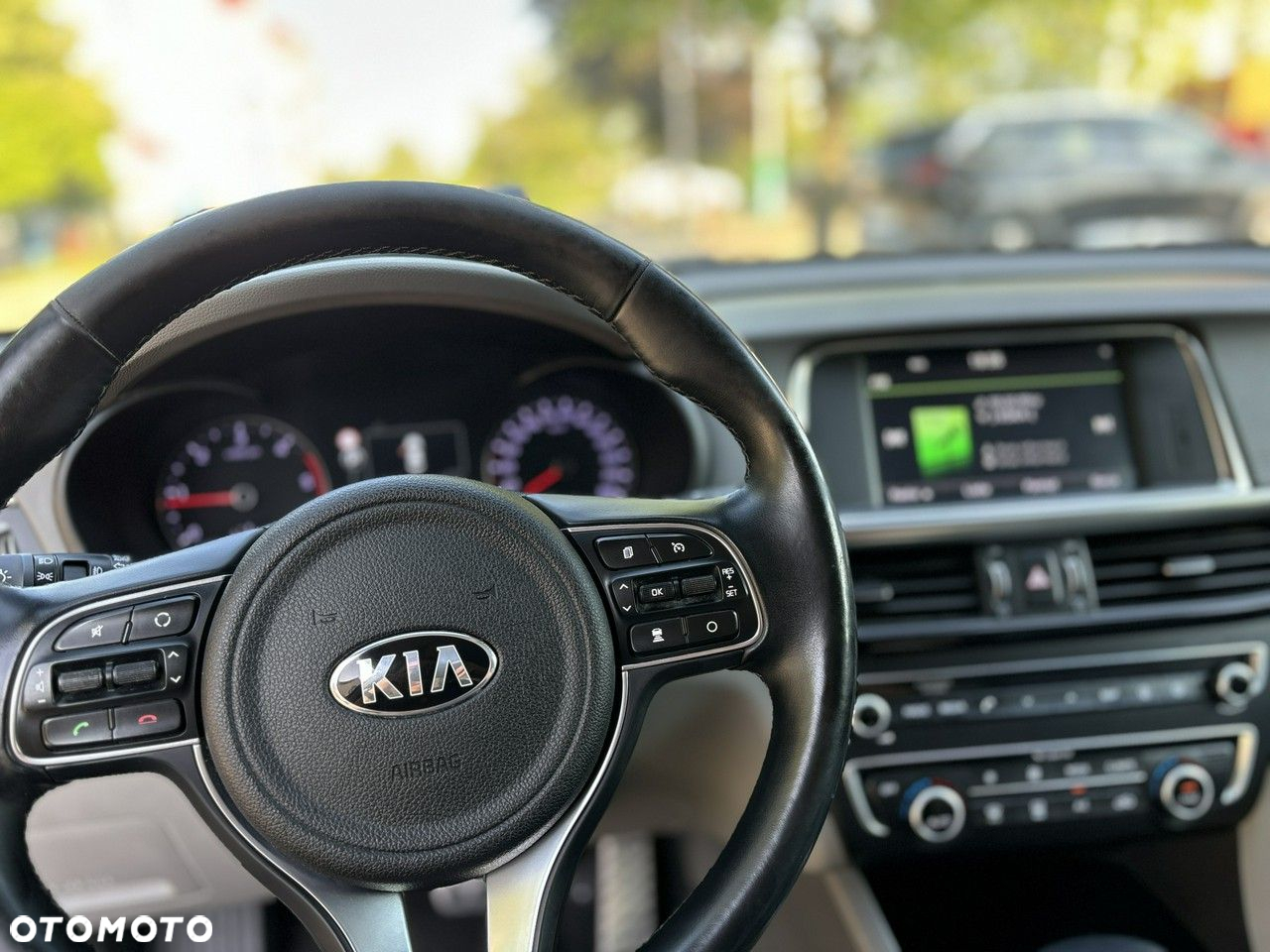 Kia Optima - 14