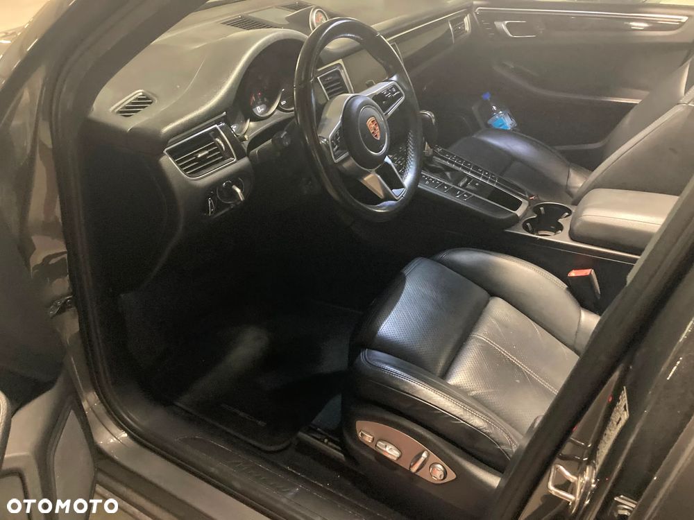 Porsche Macan Standard - 7