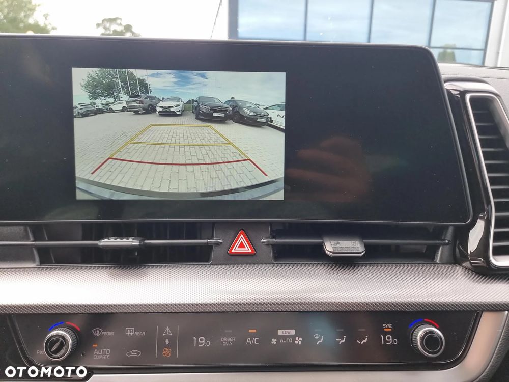 Kia Sportage 1.6 T-GDI HEV Business Line 2WD - 16