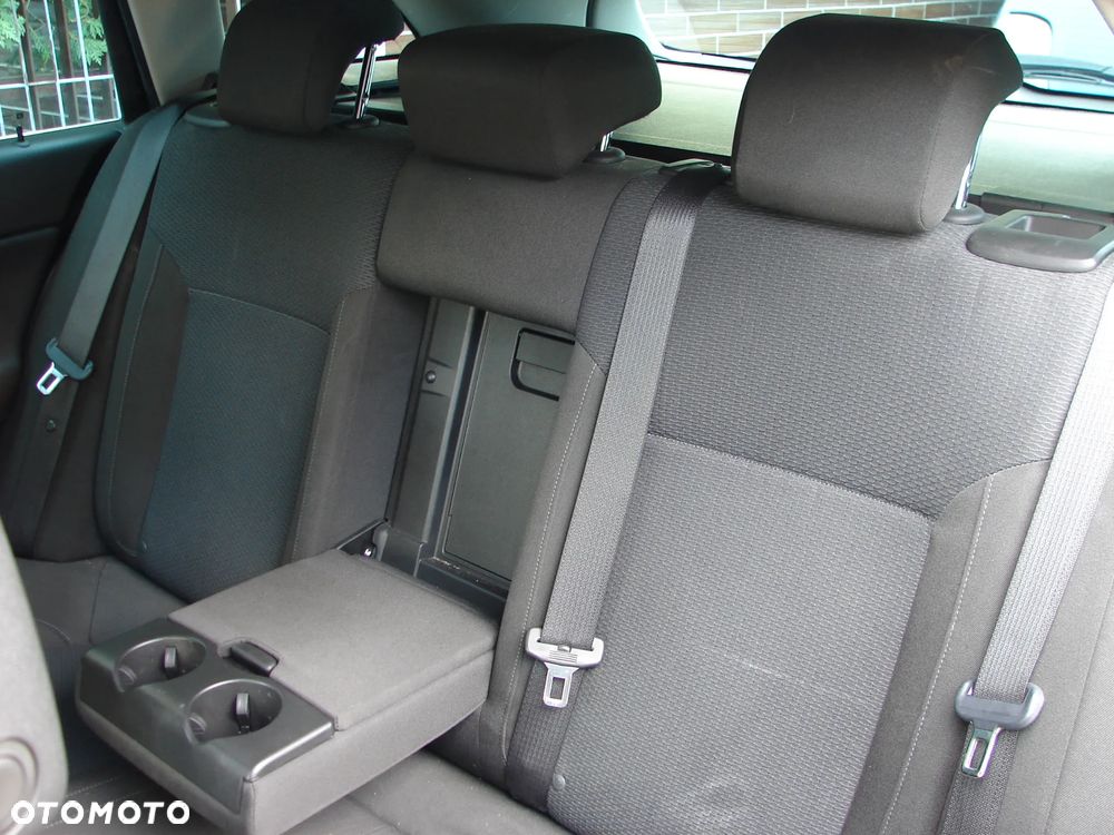 Opel Insignia - 13