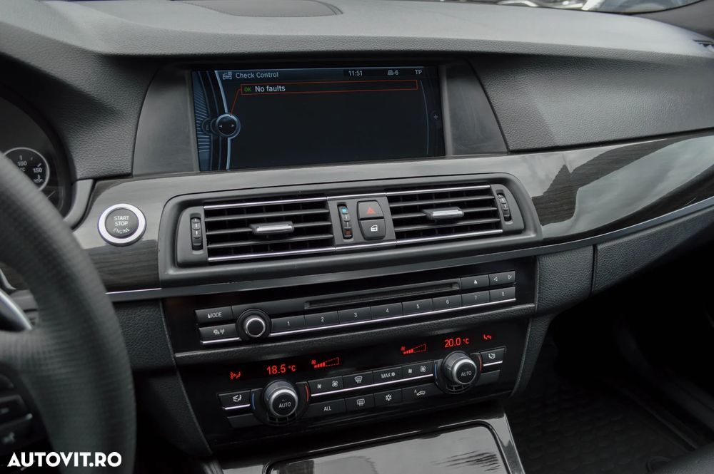 BMW Seria 5 520d Aut. Modern Line - 28