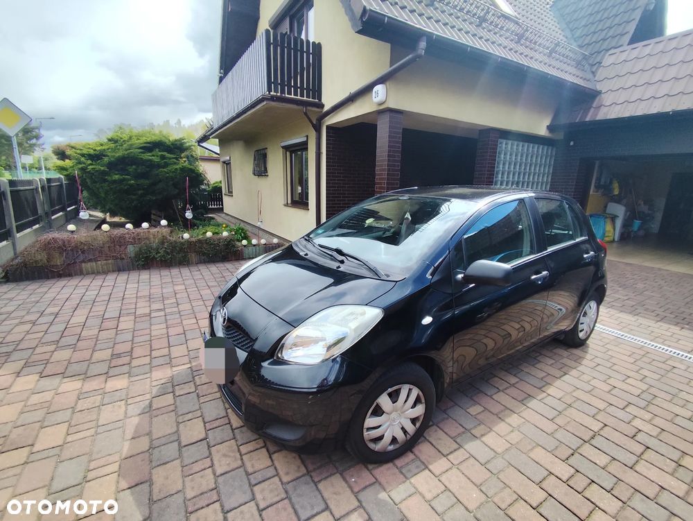Toyota Yaris - 2