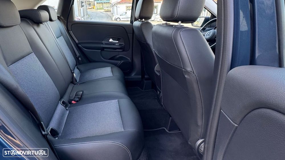 Mercedes-Benz B 180 d Style - 16