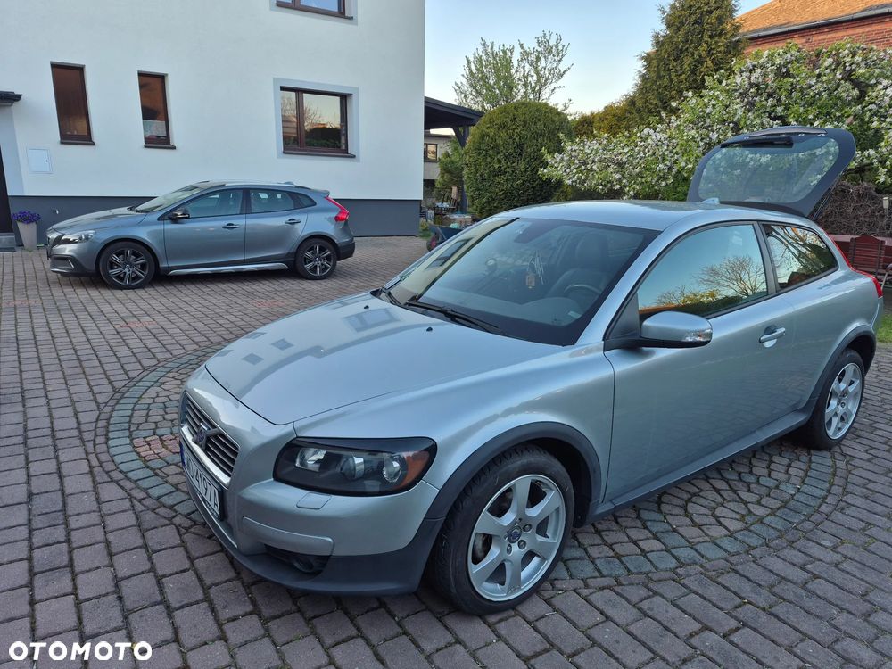 Volvo C30 2.0D Momentum - 1