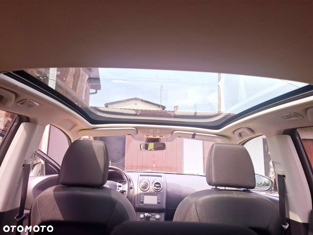 Nissan Qashqai - 12