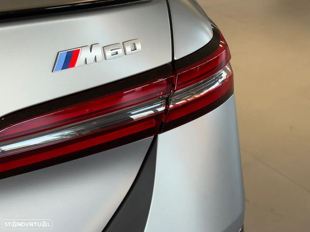 BMW i5 M60 xDrive Pack Desportivo M Pro - 14