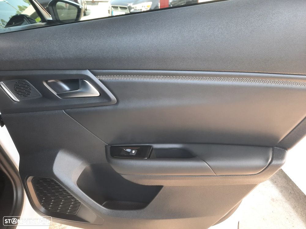 Citroën C5 X 1.6 Hybrid Shine e-EAT8 - 24