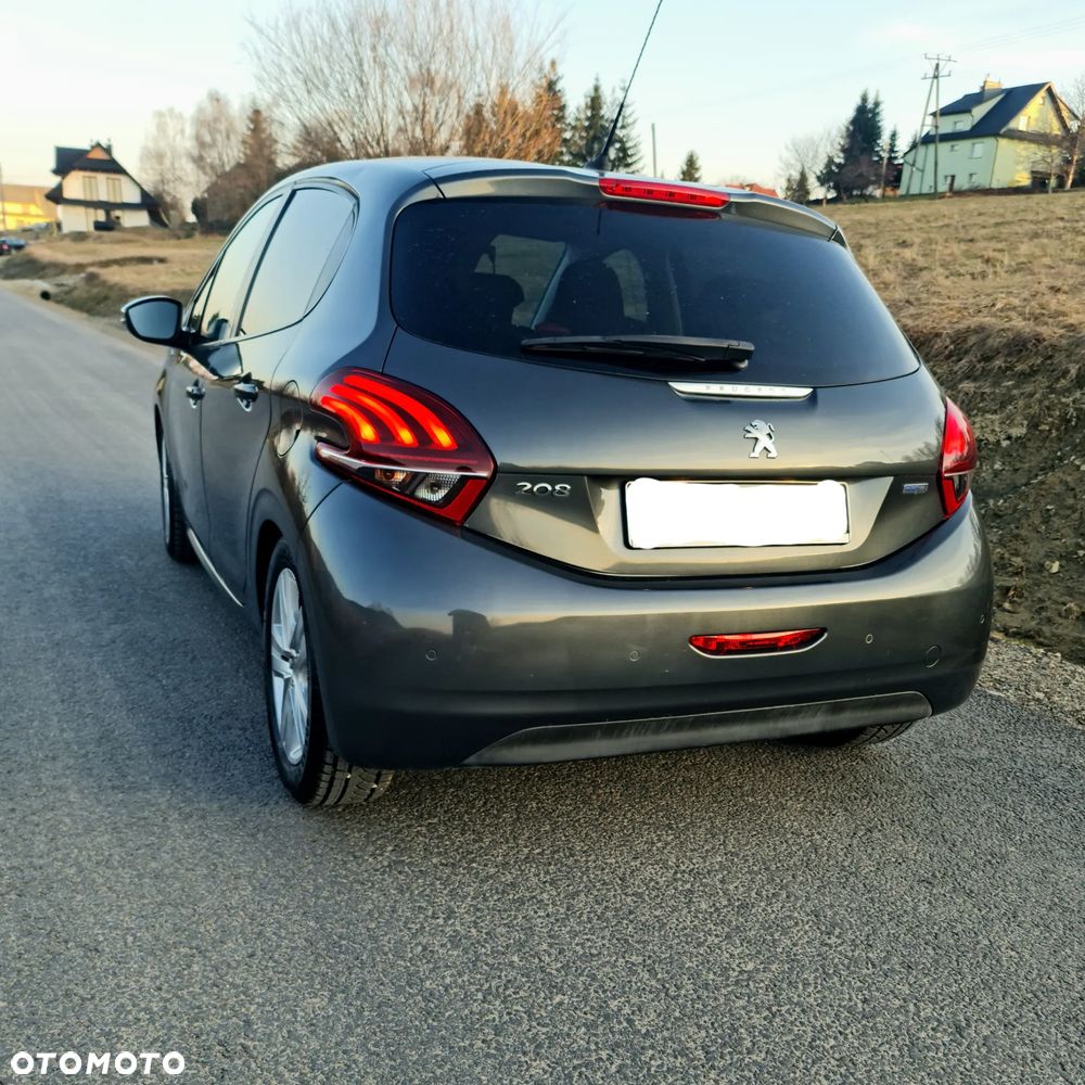 Peugeot 208 82 PureTech Style - 5