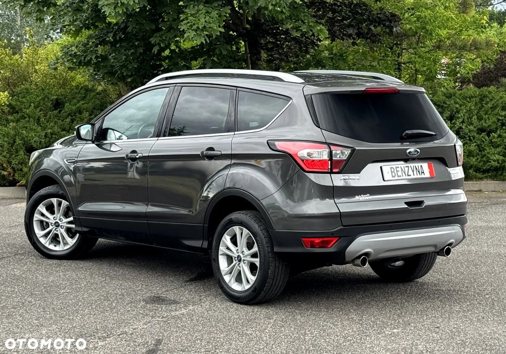 Ford Kuga 1.5 EcoBoost 2x4 Titanium - 8