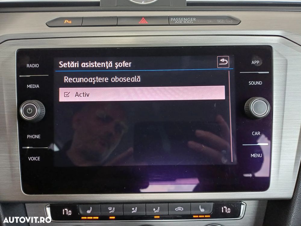 Volkswagen Passat - 17