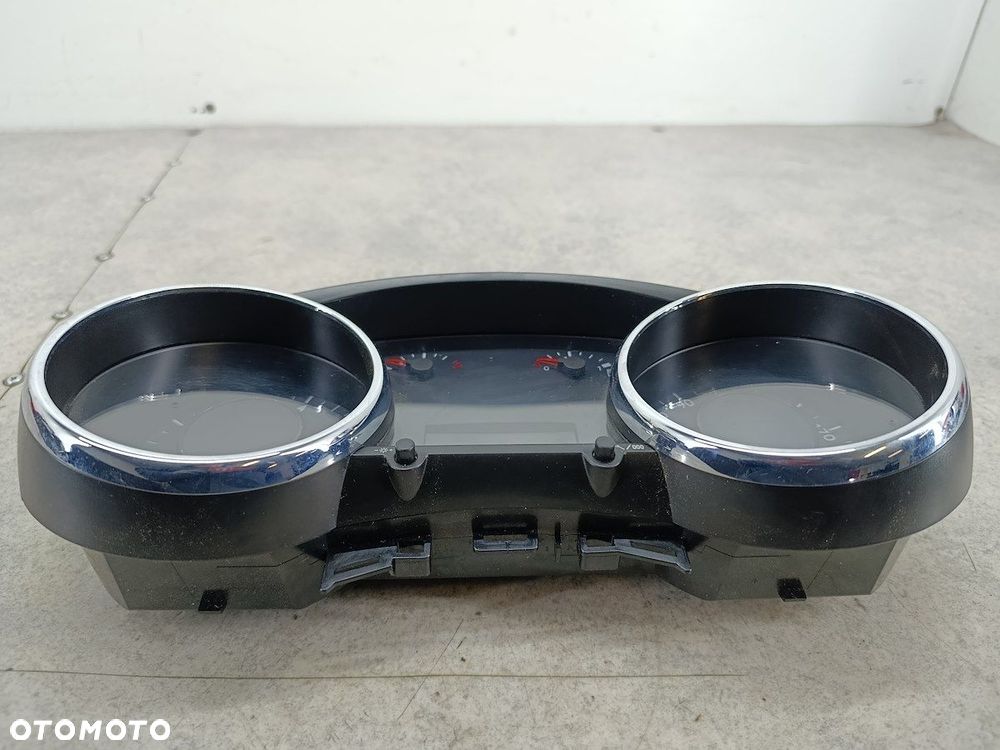 LICZNIK PEUGEOT 5008 9666174880 1.6 THP - 5