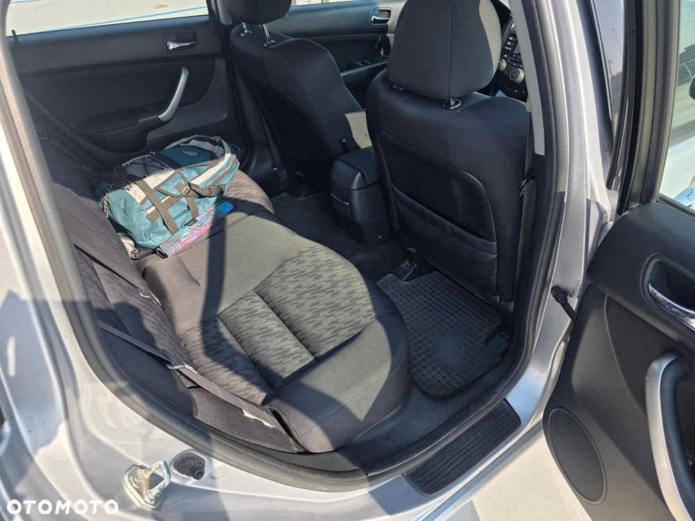 Honda Accord 2.0 Comfort - 11