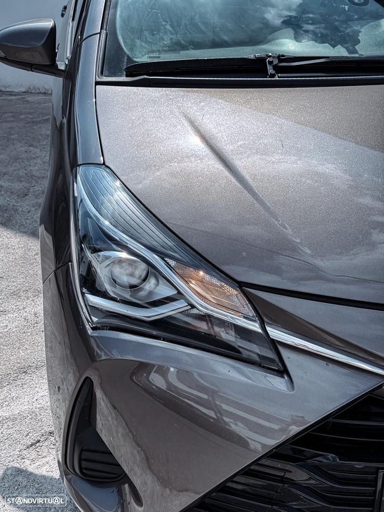 Toyota Yaris 1.0 VVT-i Exclusive - 3