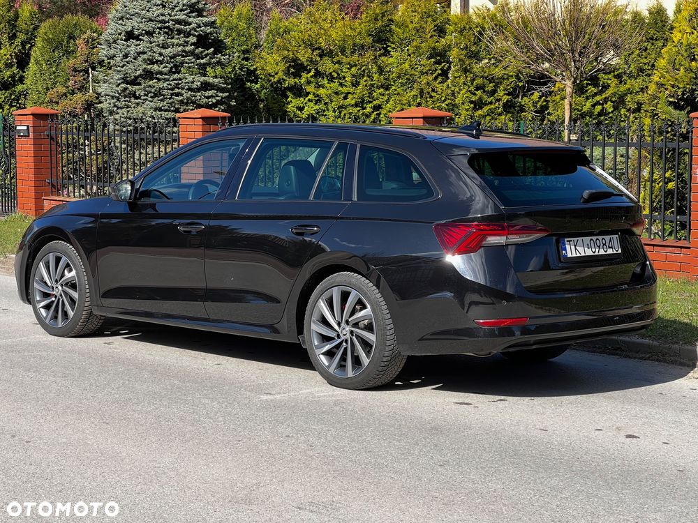 Skoda Octavia 2.0 TDI DSG Sport Edition - 2