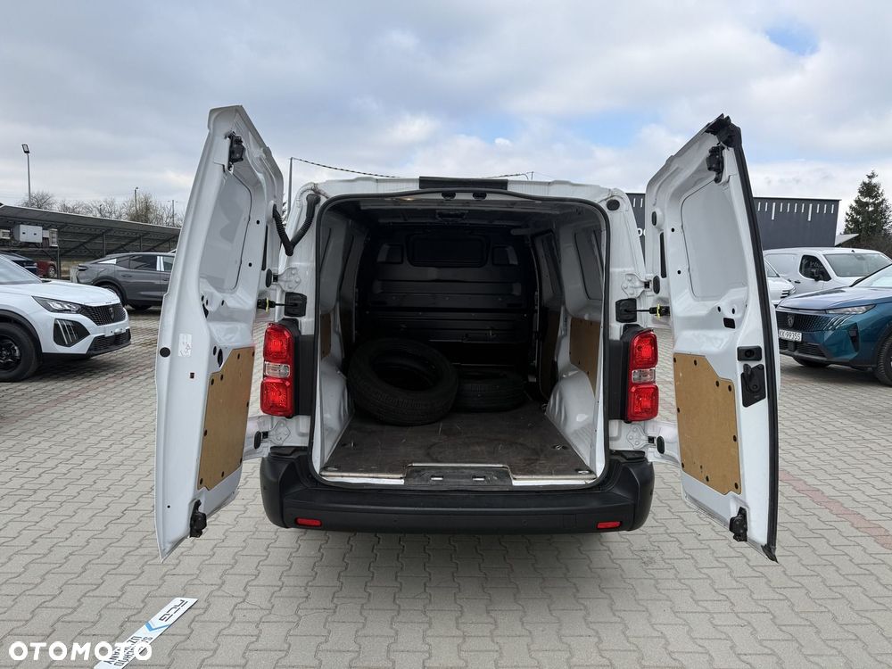 Opel Vivaro - 25