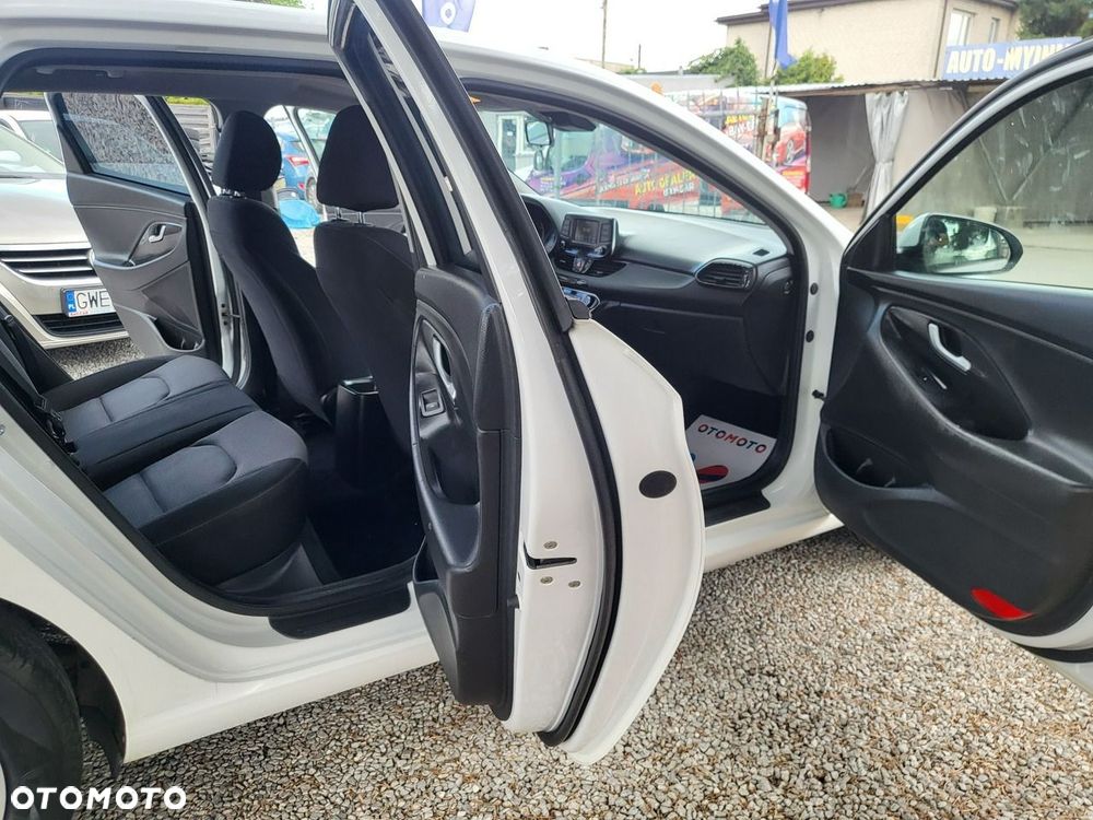 Hyundai i30 - 21