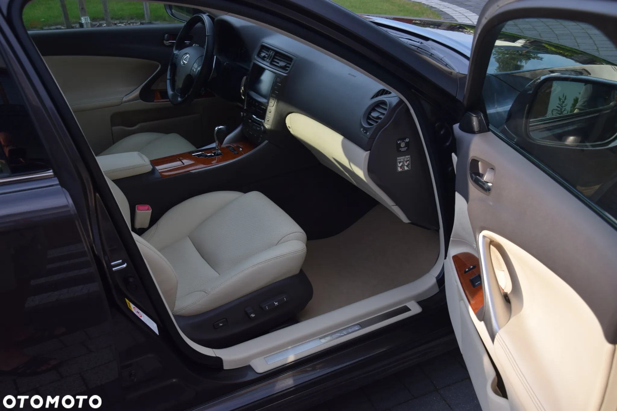 Lexus IS 250 Prestige - 29