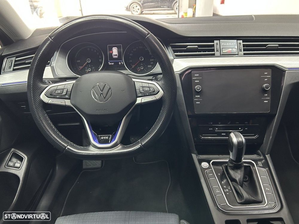 VW Passat Variant 1.5 TSI eHybrid Business DSG - 11