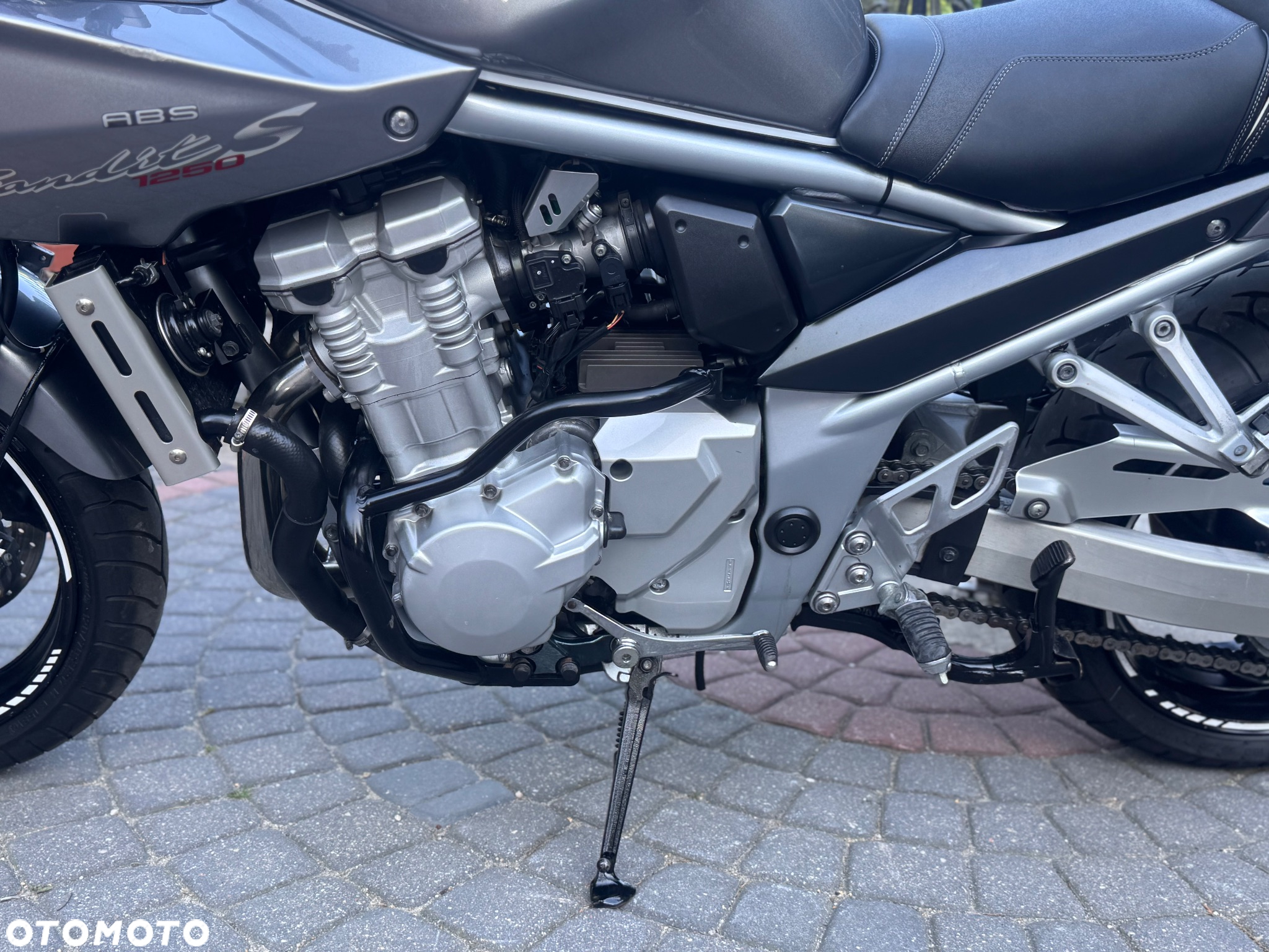 Suzuki Bandit - 16