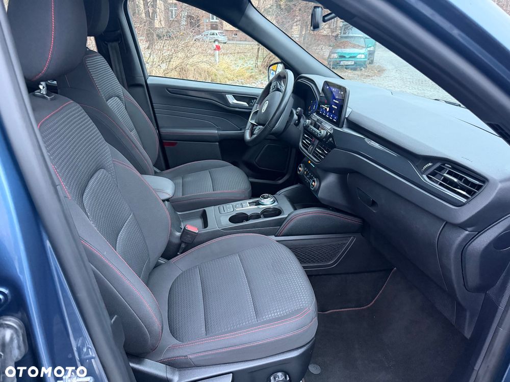 Ford Kuga 2.5 Duratec FHEV TITANIUM X - 11