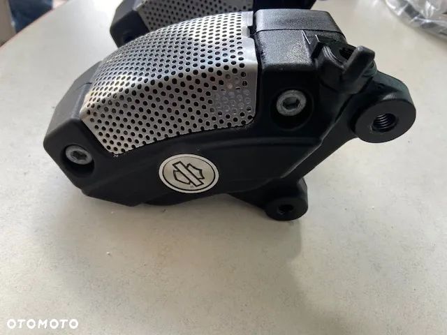 ZACISK ZACISKI HAMULCOWE PRZÓD BREMBO HARLEY TOURING CVO - 3