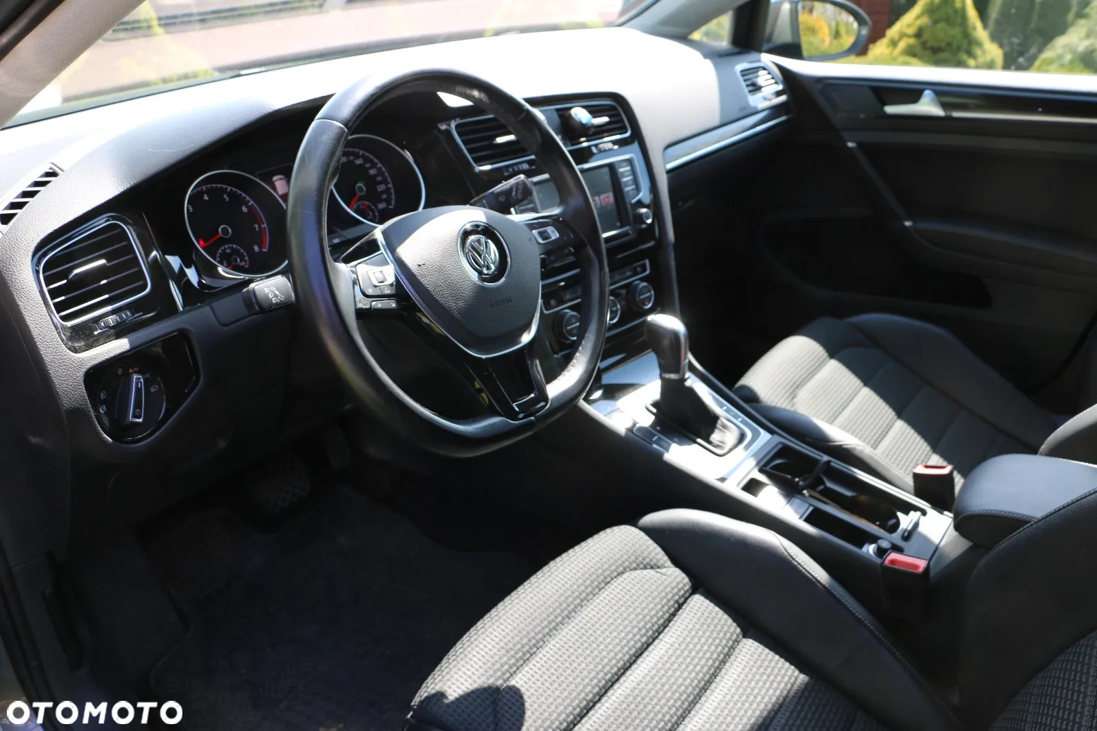 Volkswagen Golf VII 1.4 TSI BMT Highline DSG - 8