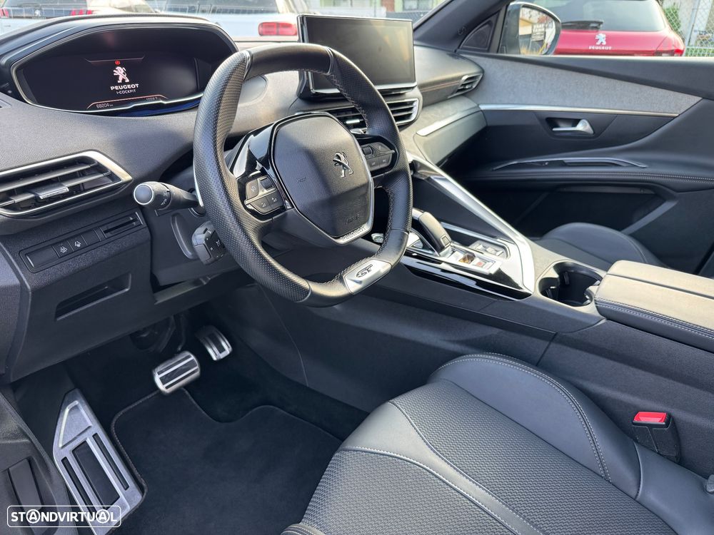 Peugeot 3008 1.2 PureTech GT EAT8 - 8