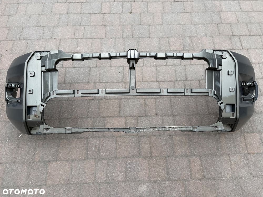 Zderzak przód przedni TOYOTA HILUX 8 LIFT INVINCIBLE 19- - 1