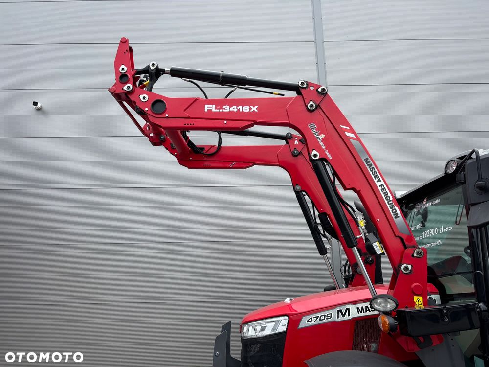 Massey Ferguson 4709M - 10