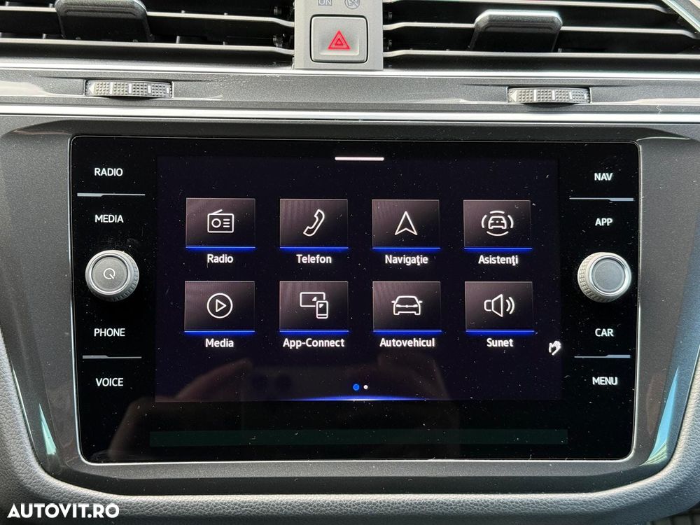 Volkswagen Tiguan 2.0 TDI 4Mot DSG R-Line - 23