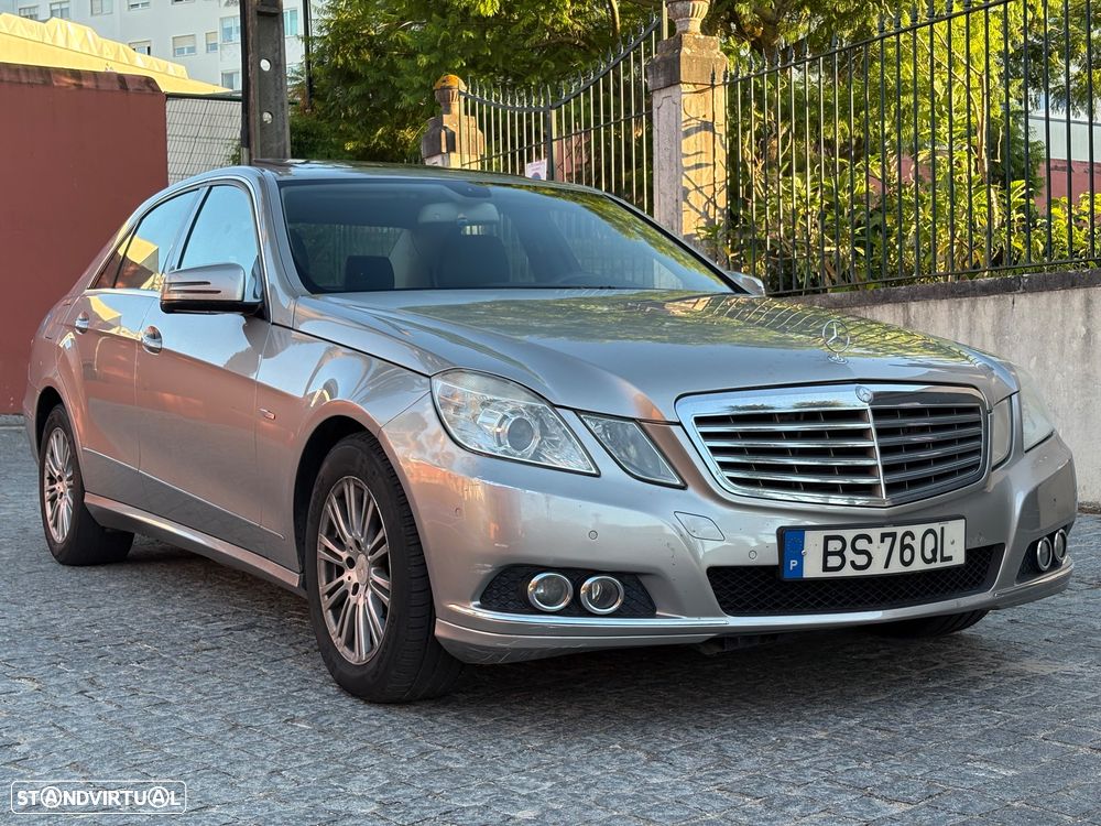 Mercedes-Benz E 220 CDI DPF BlueEFFICIENCY Auto Elegance - 2