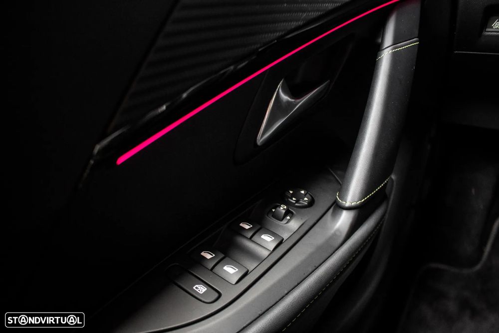 Peugeot 208 1.2 PureTech GT - 18