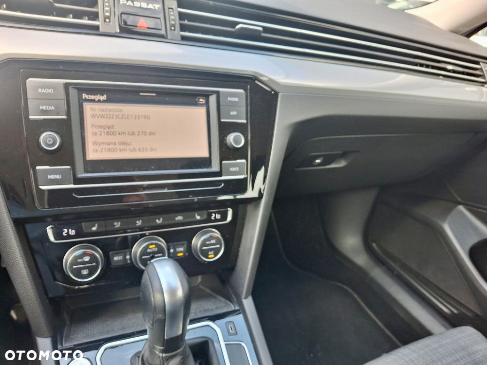 Volkswagen Passat 1.5 TSI EVO Business DSG - 17