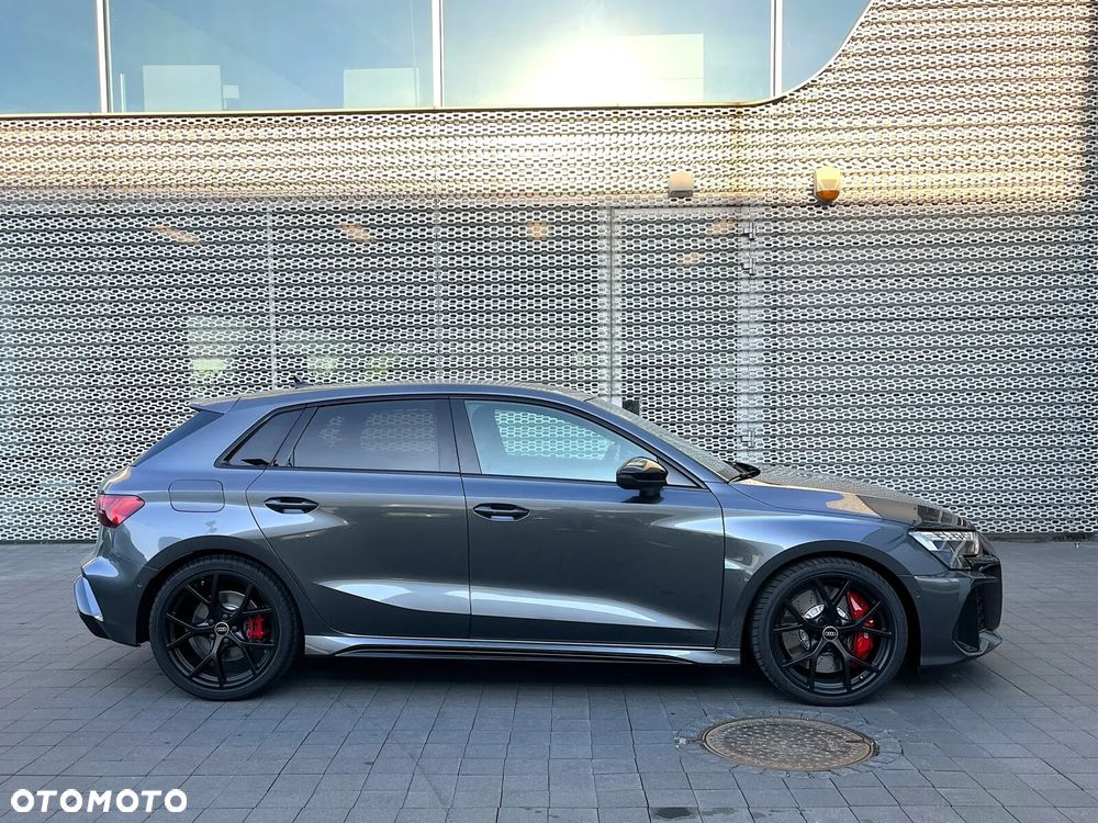 Audi RS3 Sportback - 5