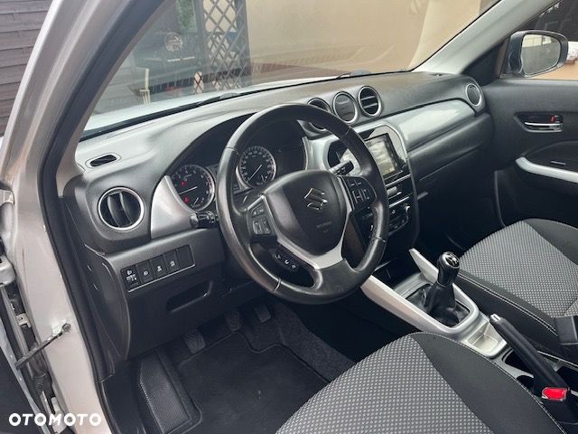 Suzuki Vitara - 14