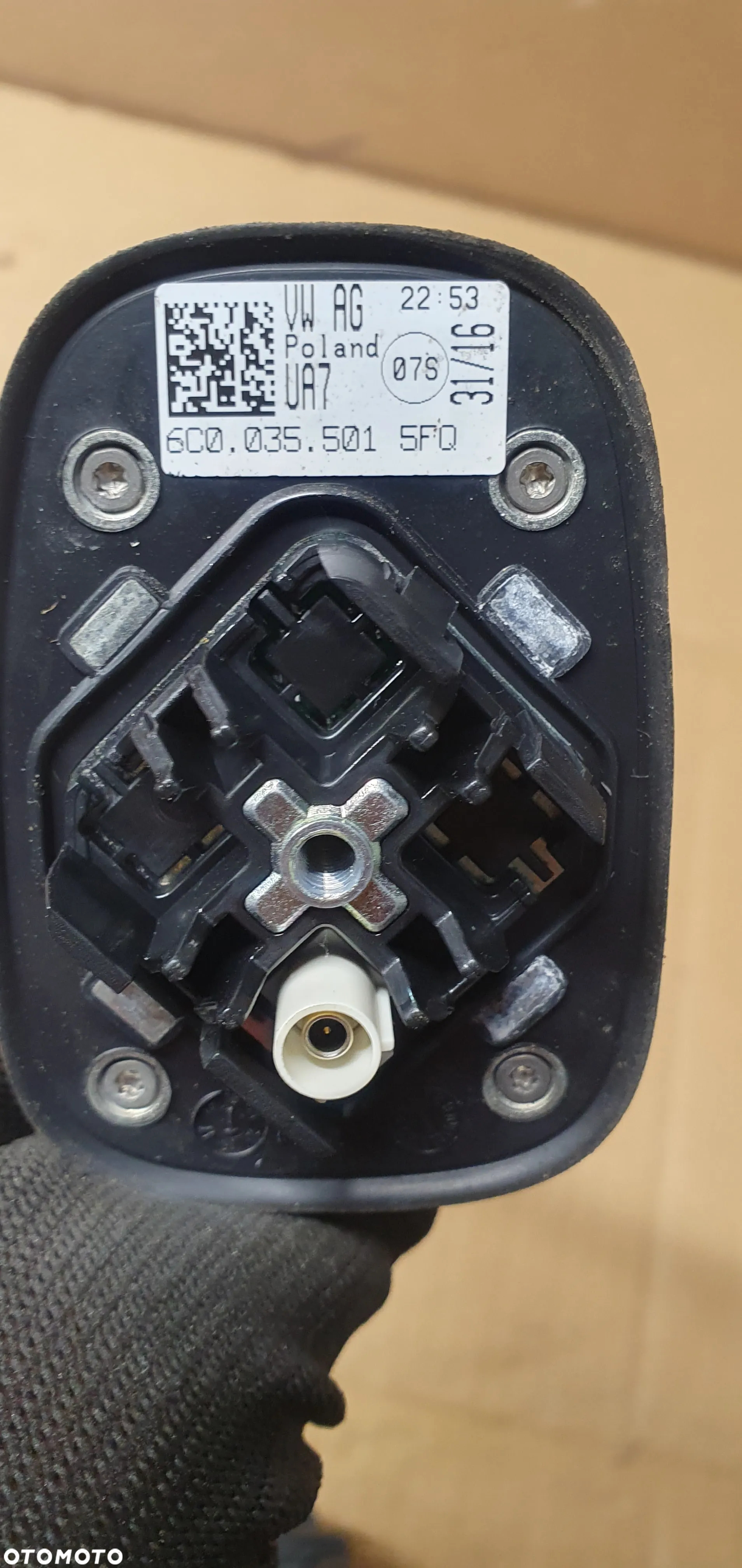Antena dachowa radia VW Polo V 6R 6C0035501 - 6