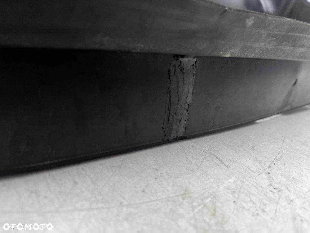 Osłona chłodnicy BMW M3 F80 M4 F82 F83 14-21r. DOLNA kierownica powietrza pasa przedniego wlot inter - 23