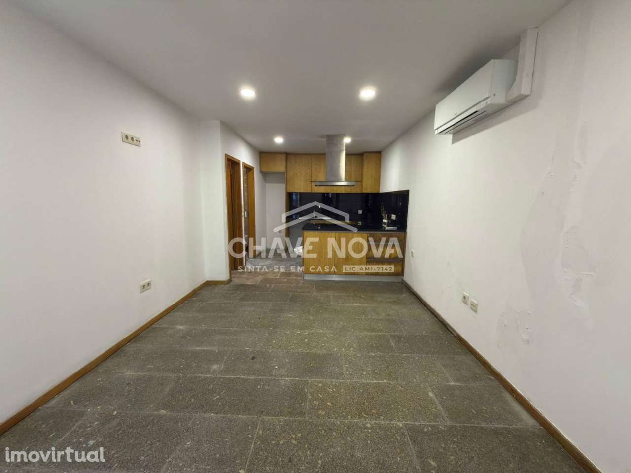 Prédio Habitacional na Afurada (RIo Douro) - Grande imagem: 2/22