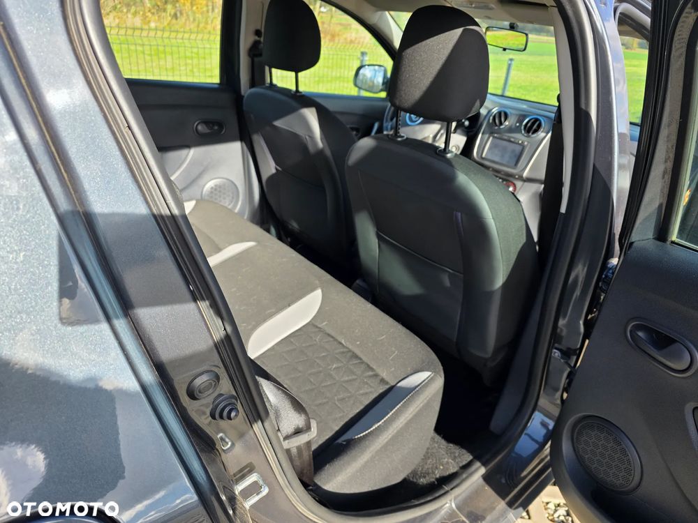 Dacia Sandero Stepway TCe 100 Celebration - 22