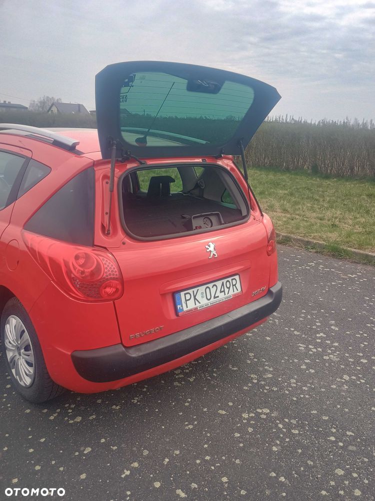 Peugeot 207 - 4