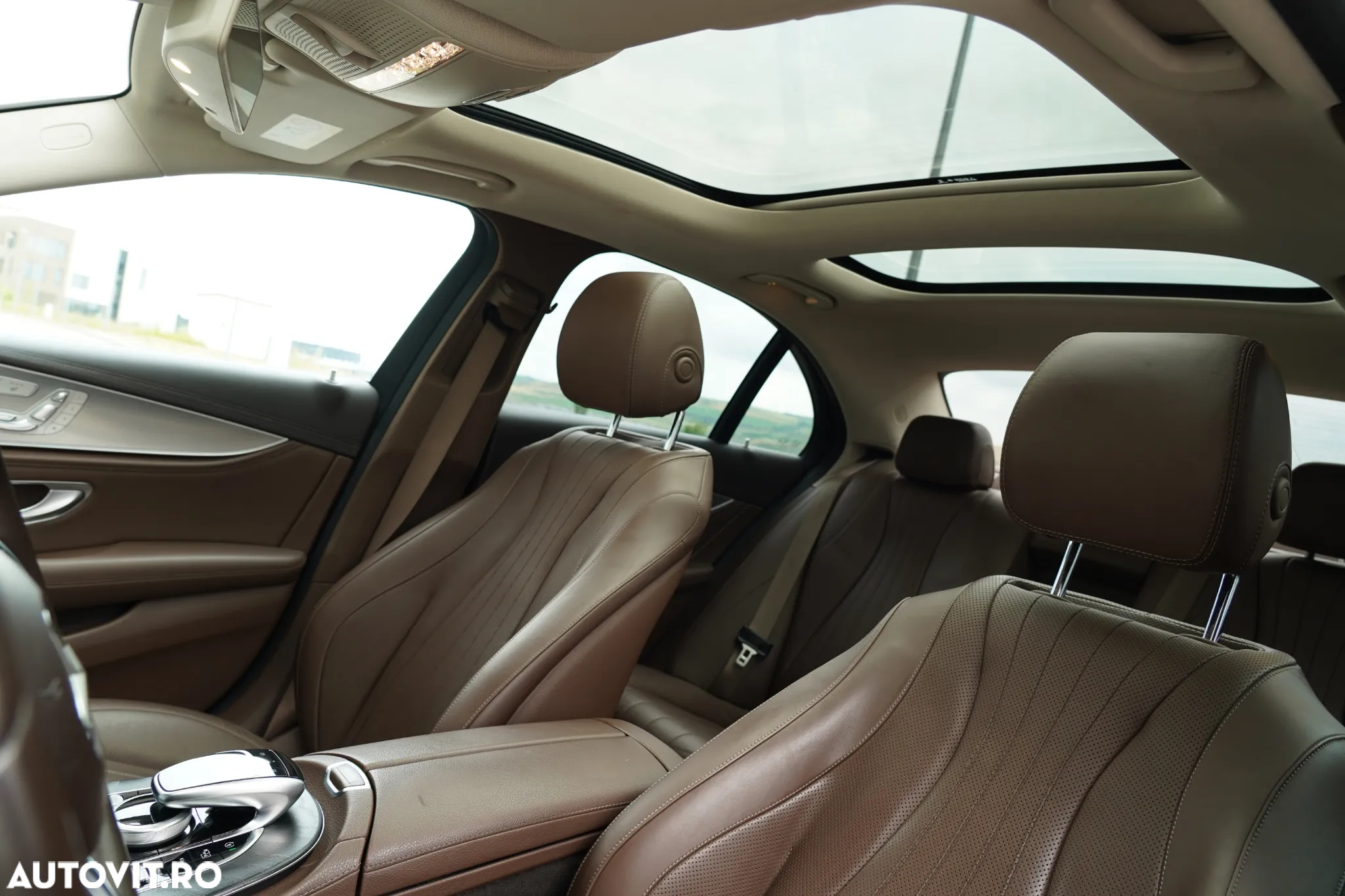 Mercedes-Benz E 220 d 9G-TRONIC Exclusive - 10