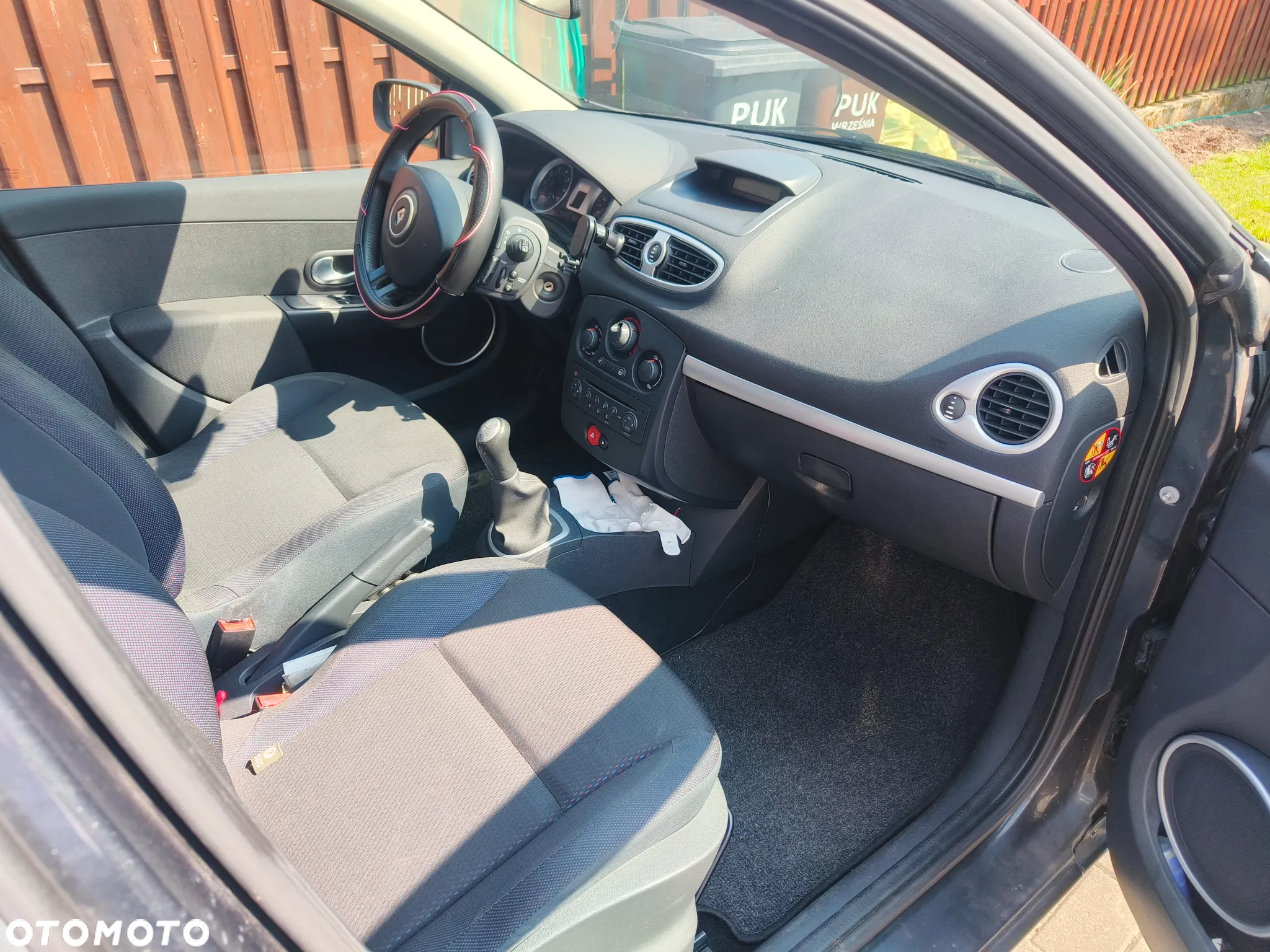 Renault Clio - 7