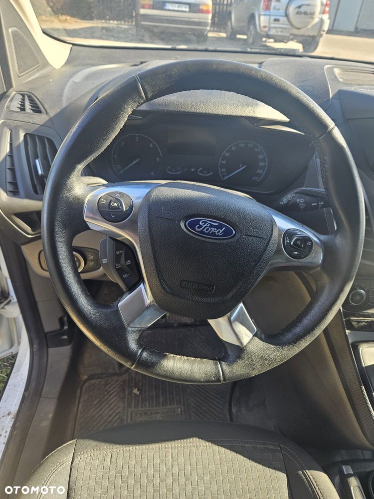 Ford Transit Connect - 6